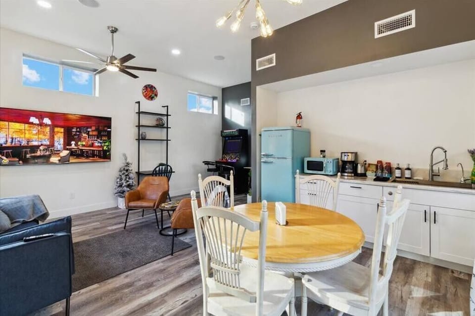 Open kitchen and living room.