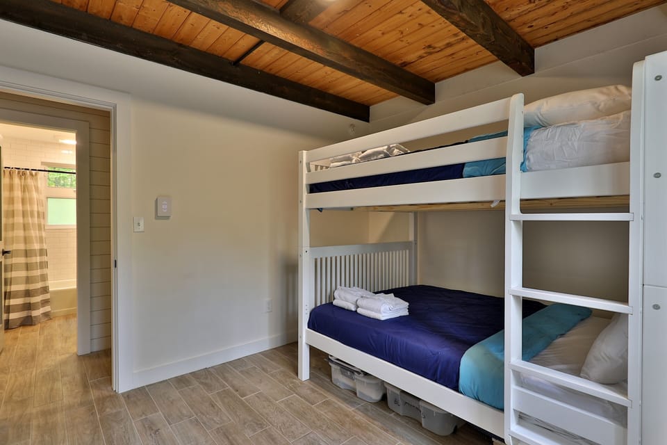 House, 3 Bedrooms | 3 bedrooms, free WiFi