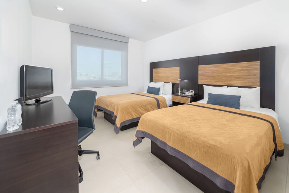 Standard Double Room | In-room safe, desk, laptop workspace, blackout drapes