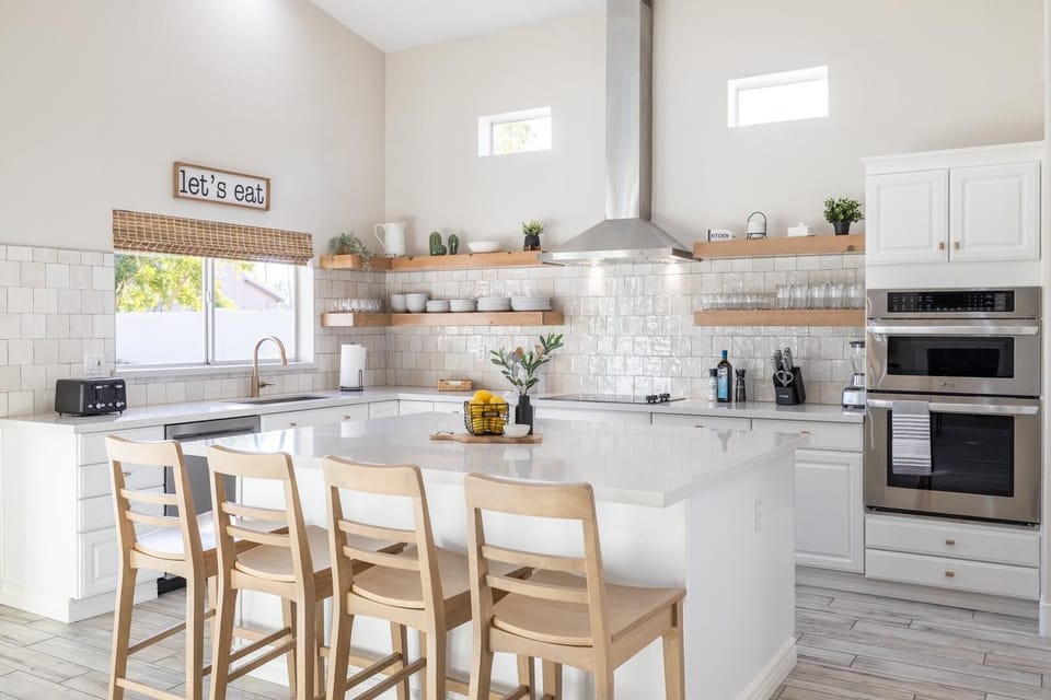 Beautiful kitchen with island