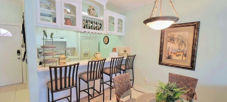 Condo, Multiple Beds, Kitchen | Dining