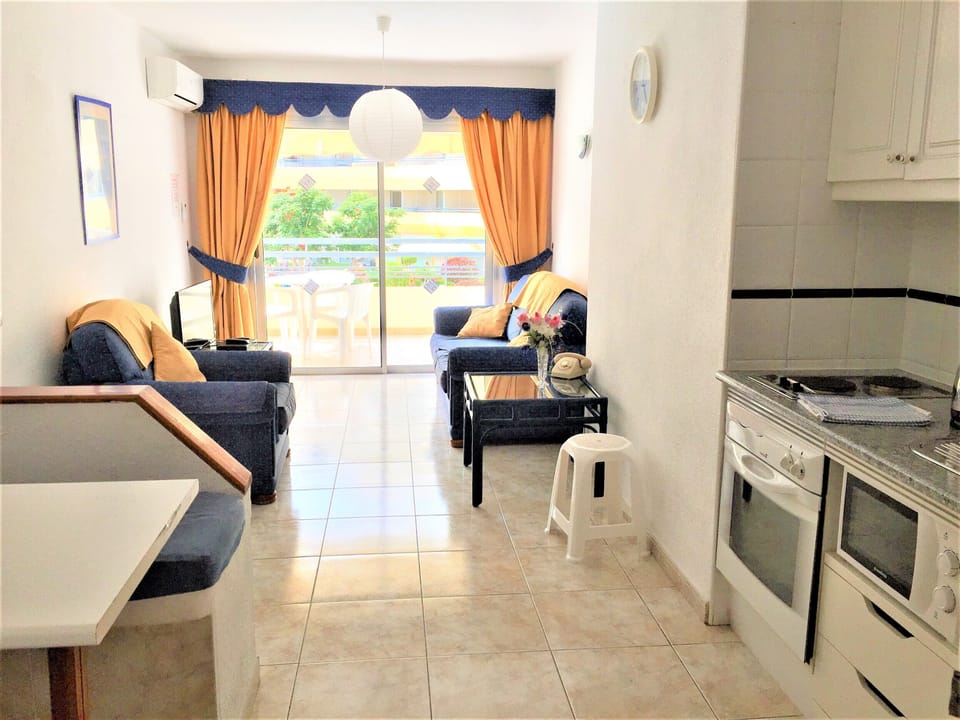 Living Room /Kitchen

