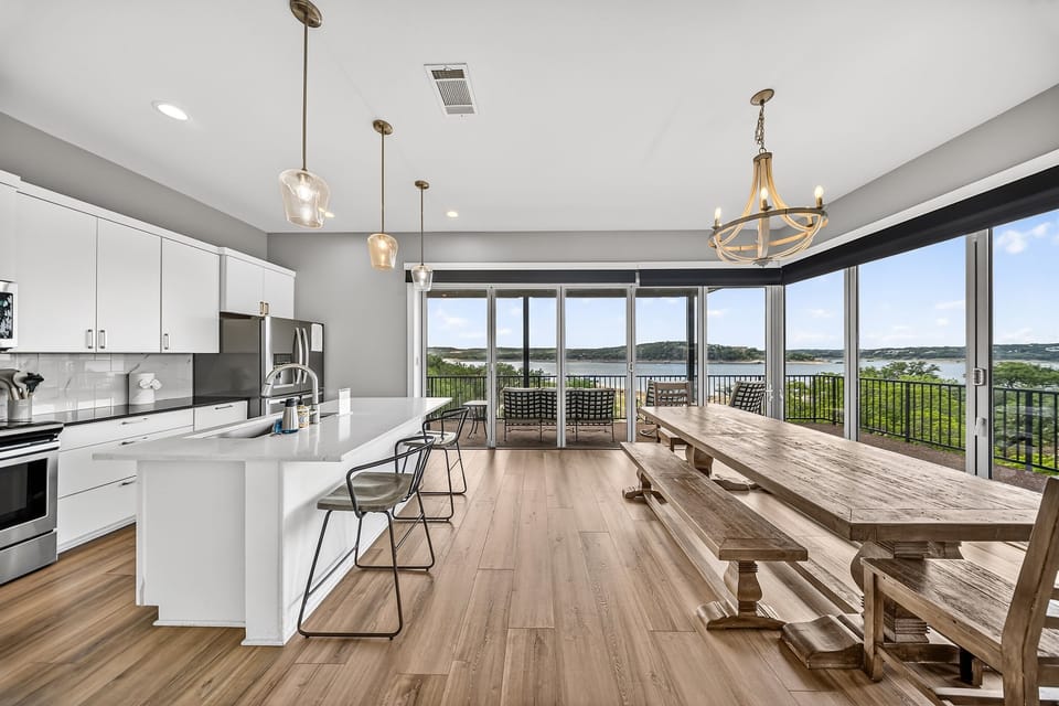 Lakeview dining offers bright natural light that enhances every mealtime memory shared with loved ones.