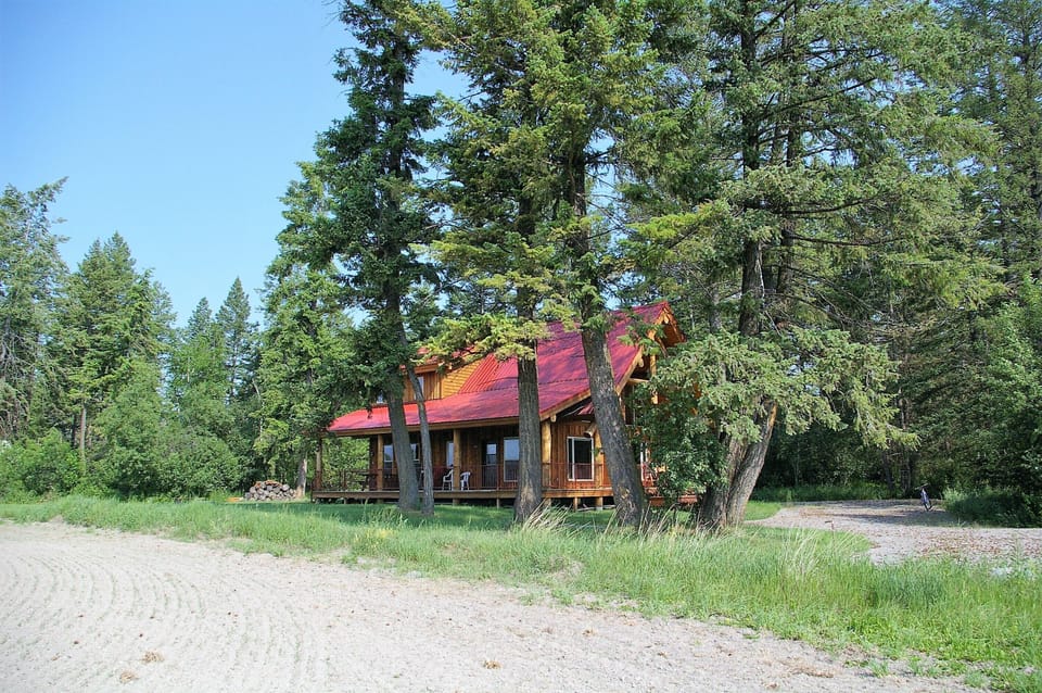 Nestled in Woods!