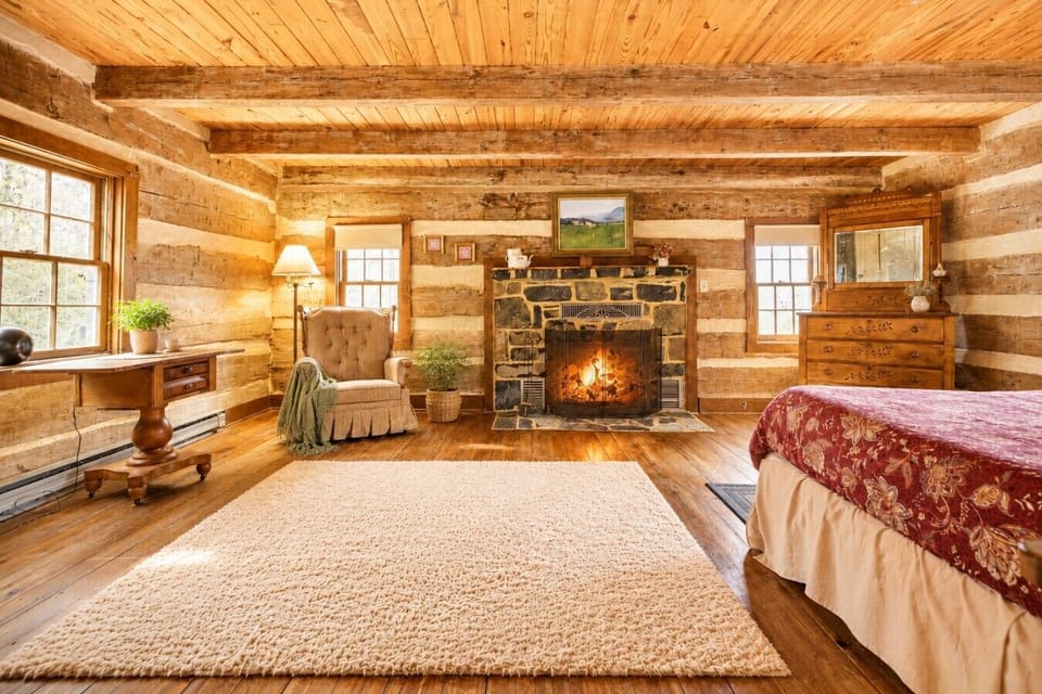 King Bedroom 1
