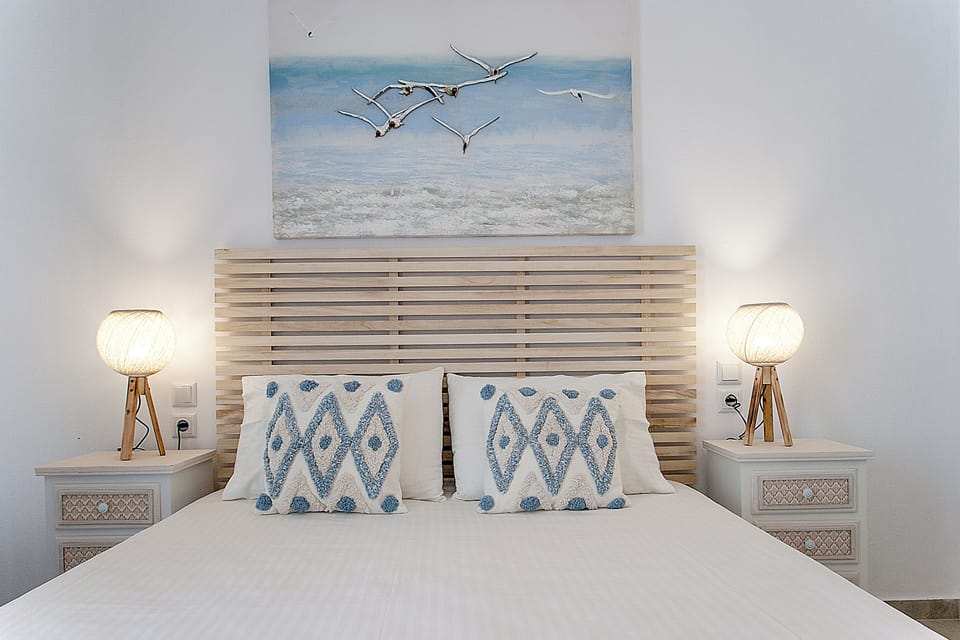 Superior Studio | Free WiFi, bed sheets
