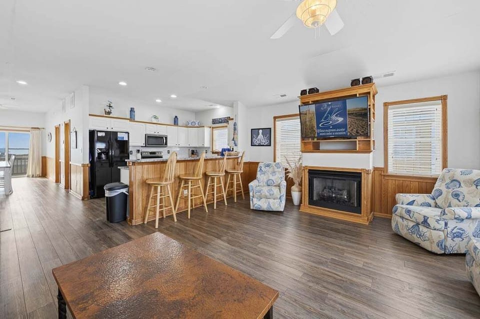 Top-Level Living Room with Deck Access