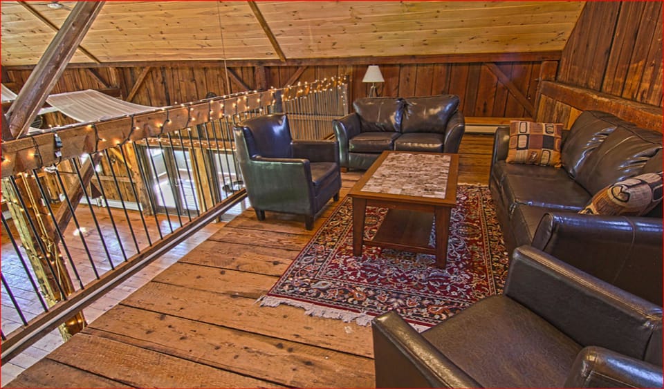 32-inch Smart TV with digital channels, TV, Netflix