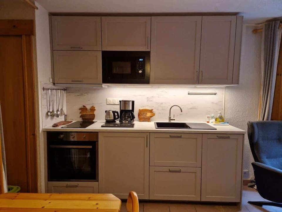 Brand new kitchen area