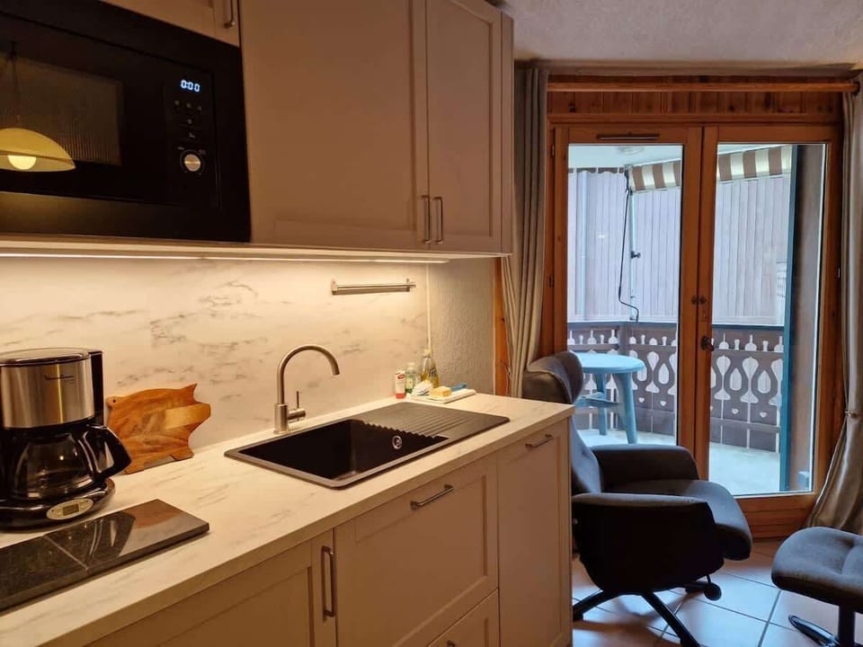 Brand new kitchen area