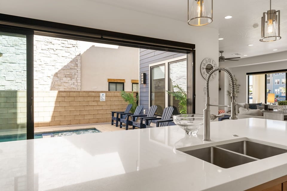House, Multiple Bedrooms | Interior