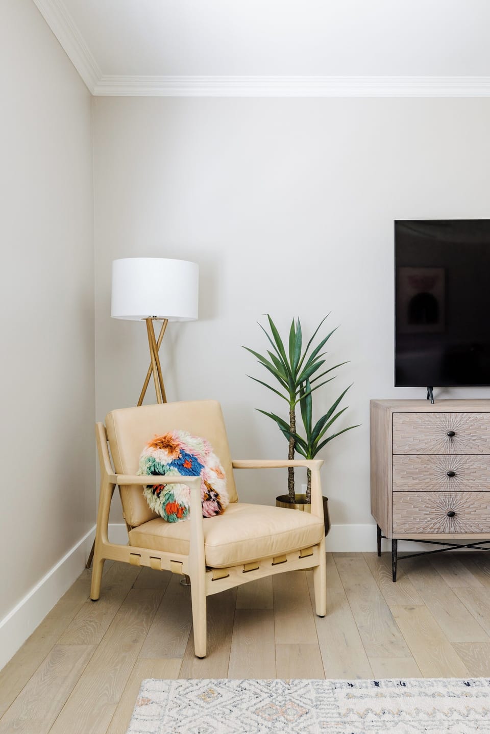 Bedroom 4: King Bed w/ TV
