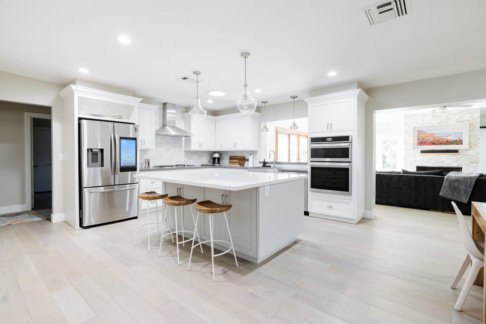 Kitchen with Large Island