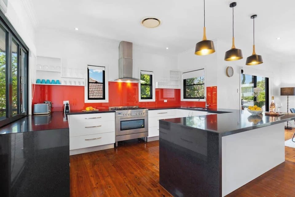 Fully equipped kitchen