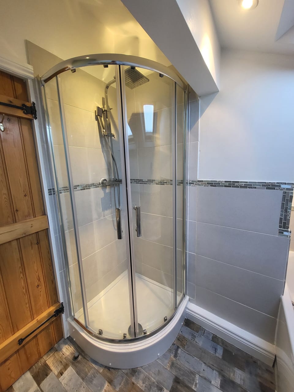 Walking shower