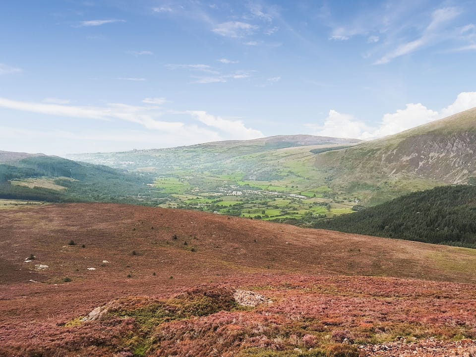 Surrounding area | Bryn Derw, Caerarfon