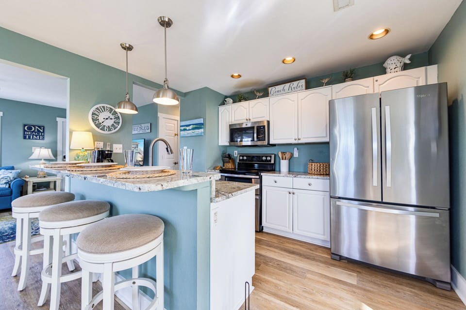 Surf-Or-Sound-Realty-1085-Into-the-Mystic-Kitchen-4