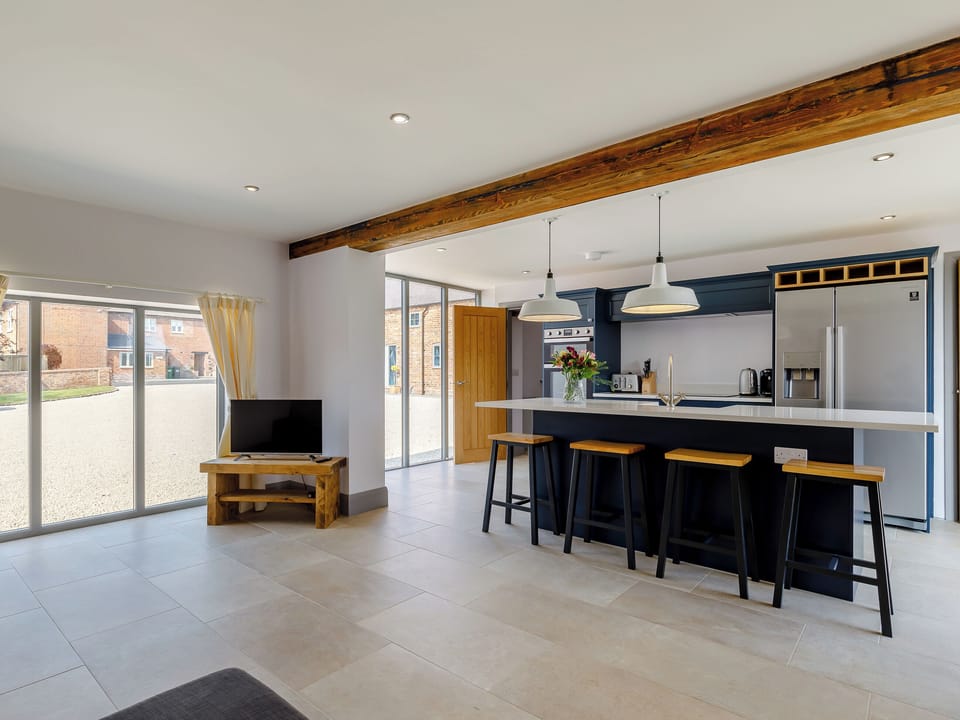Open plan living space | The Hayloft - Yocking Gate Holiday Accomodation, Whitchurch