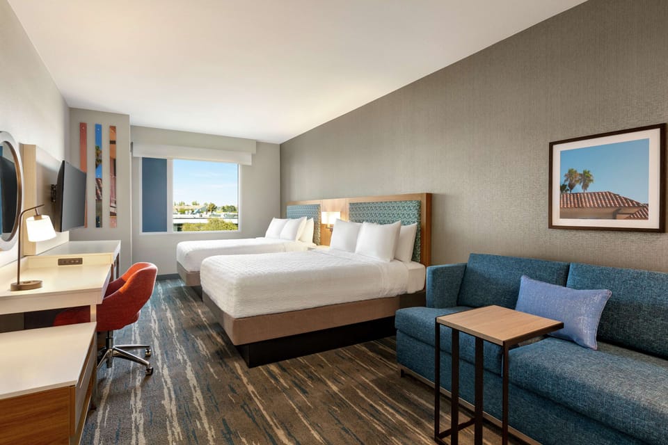 Studio Suite, 2 Queen Beds | Hypo-allergenic bedding, individually decorated, individually furnished