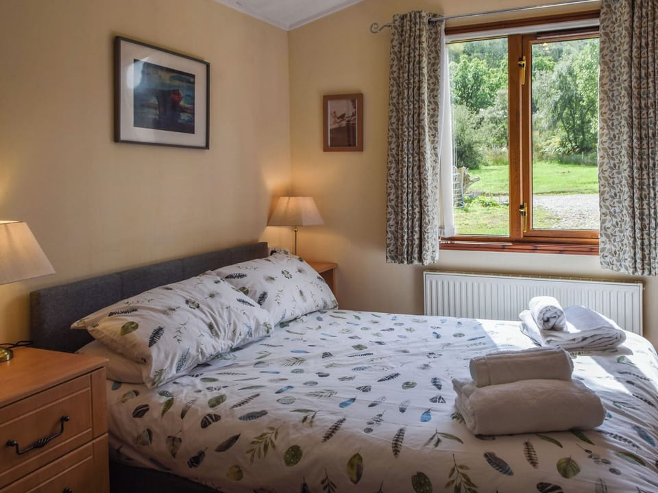 Double bedroom | Teasel Lodge - Lunga Estate Lodges, Craobh Haven