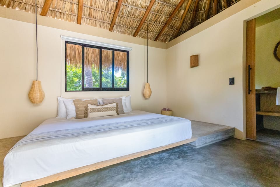 Deluxe Bungalow | 1 bedroom, premium bedding, down comforters, desk