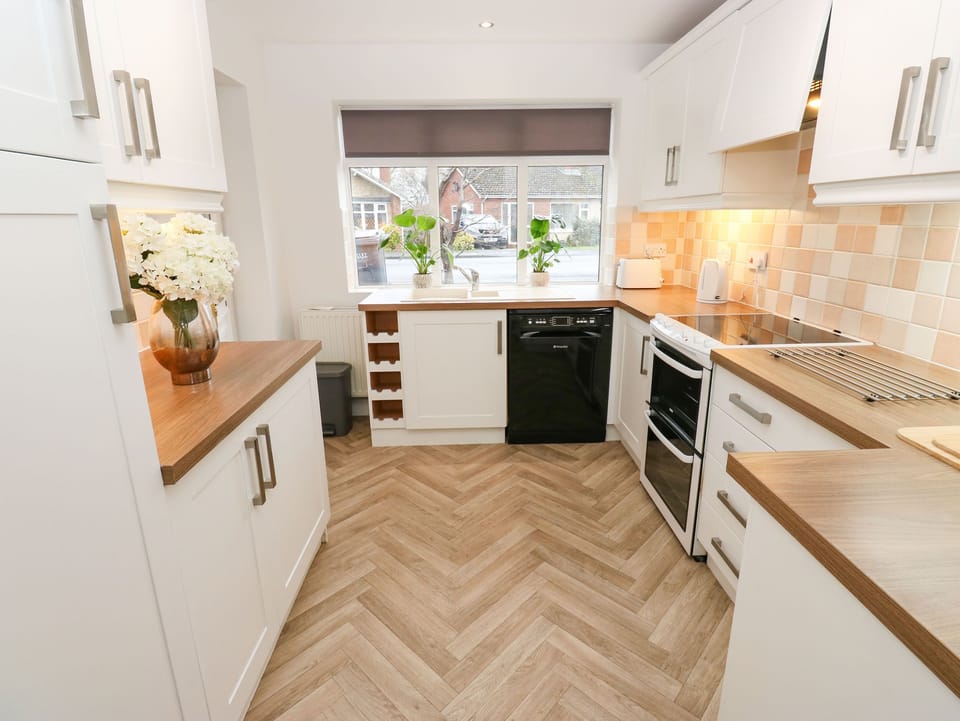 Fridge, dishwasher, electric kettle, toaster