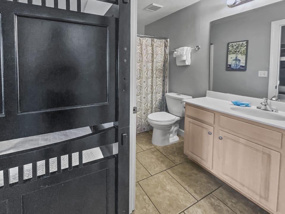 Ocean Ritz-501 4 Bedroom Condo by RedAwning Apartment in Long Beach