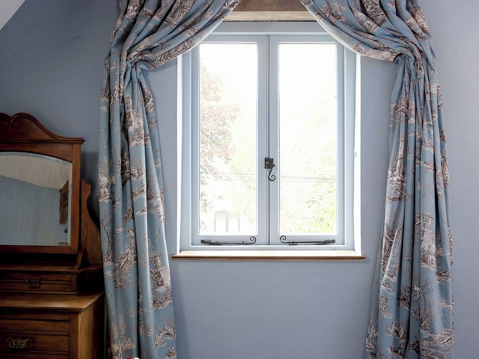 Double bedroom | The Hall - Woodcock Farm, Old Sodbury, near Bristol