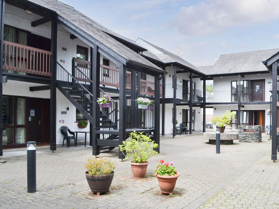 Courtyard | Quaysiders Club Apartments - Quaysiders Club E, Quaysiders Club A - Quaysiders ClubQuaysid, Ambleside
