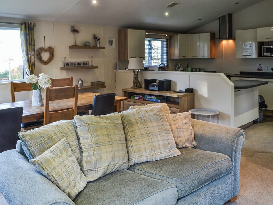 Open plan living space | Oakwood Lodge - Felmoor Park, Felton, near Morpeth