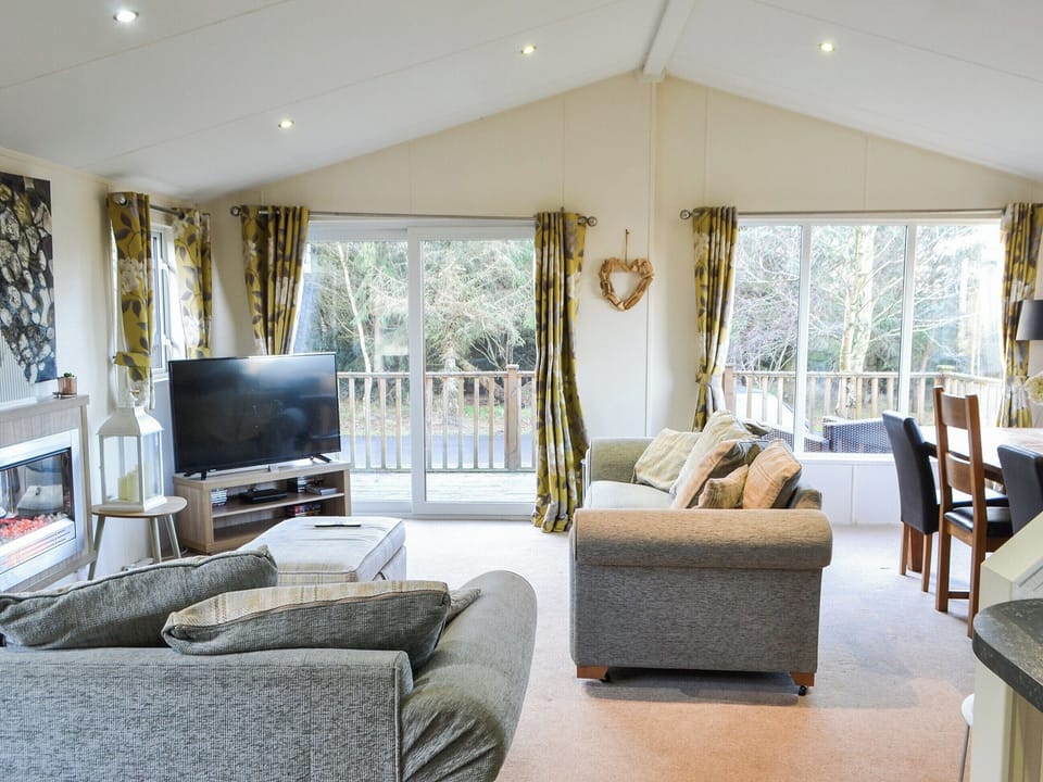 Open plan living space | Oakwood Lodge - Felmoor Park, Felton, near Morpeth