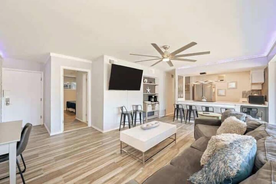 A bright, inviting living space designed for relaxing and everyday comfort.