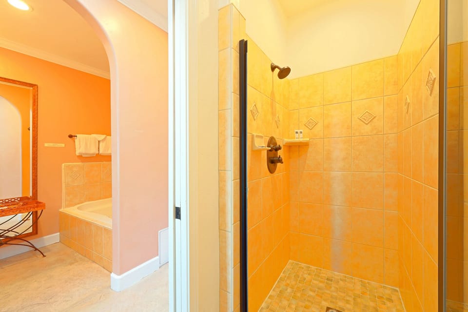 09_Bali_Bath_06_4k