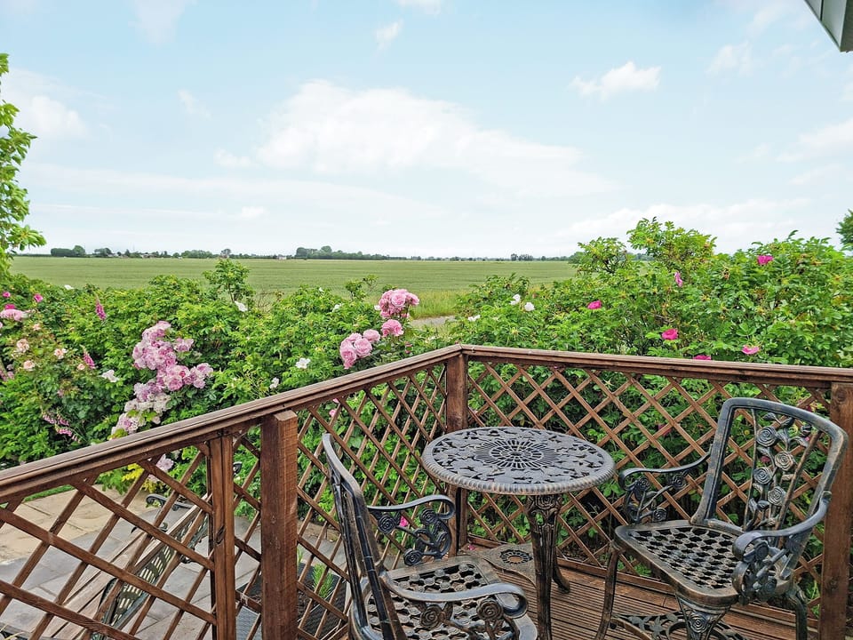 Sitting-out-area | Windy Roost Lodge, Tydd St Giles