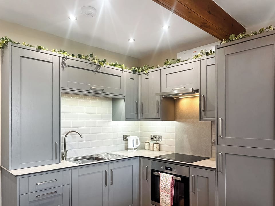 Kitchen | 19 Sykes Head Cottage - Sykes Cottages, Oakworth, Near Haworth