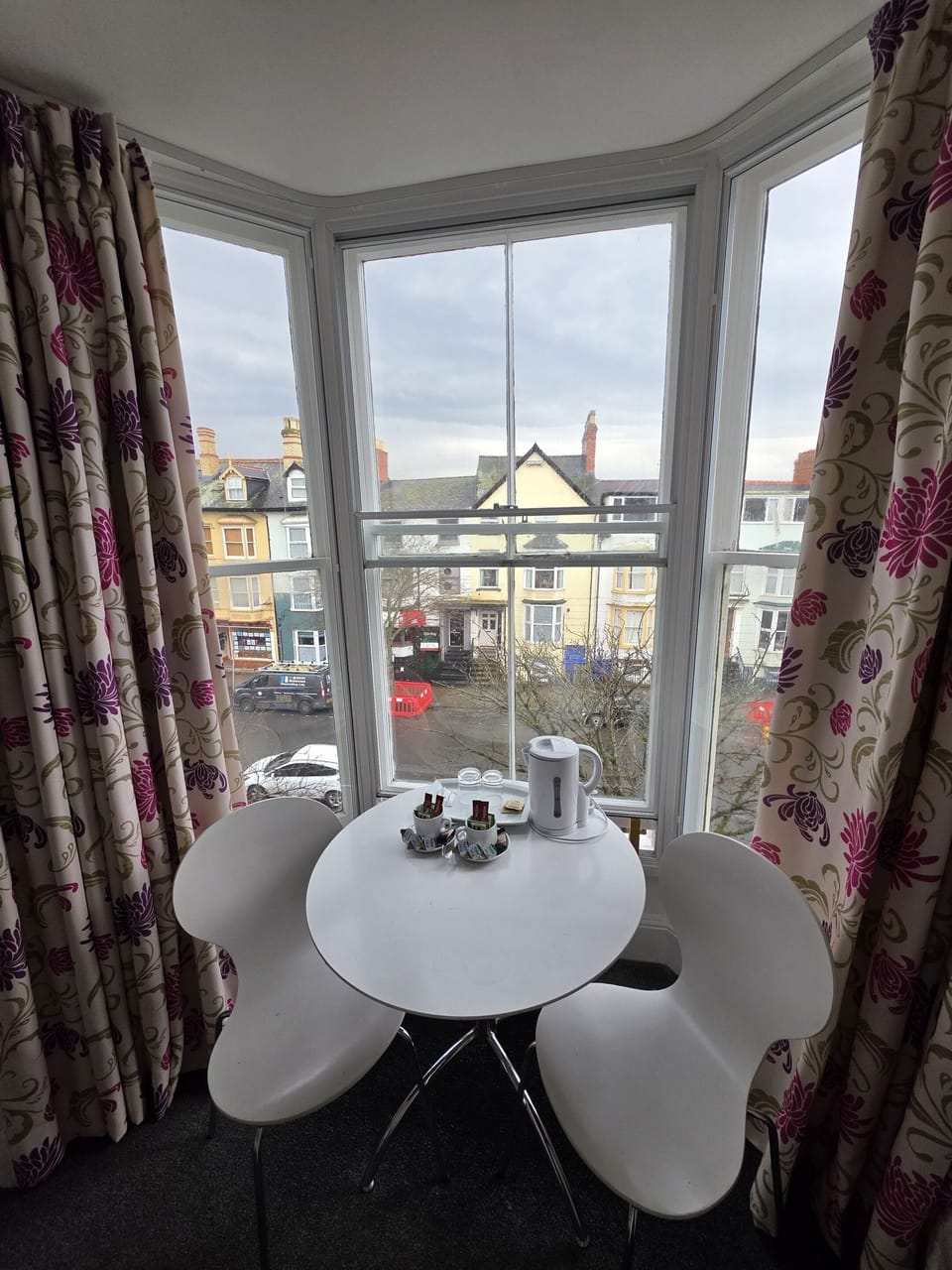 Standard Double Room 11 | Iron/ironing board, free WiFi