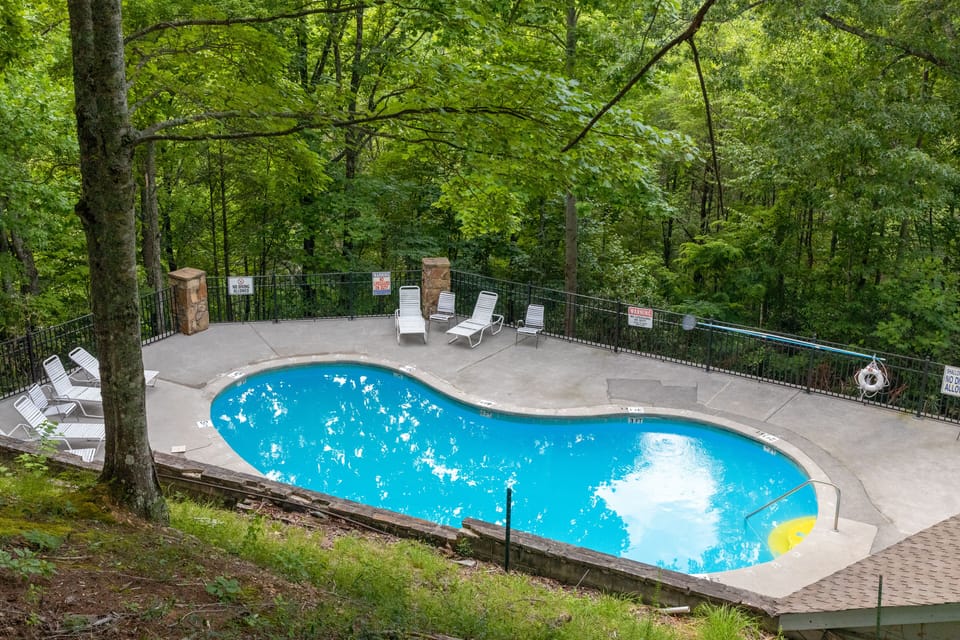 Community pool located 3-5 min from the cabin.