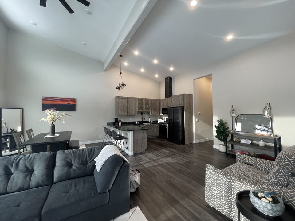 Living room area 