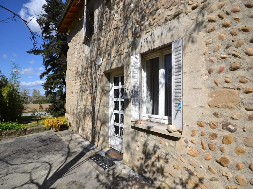 Entrance / Reception