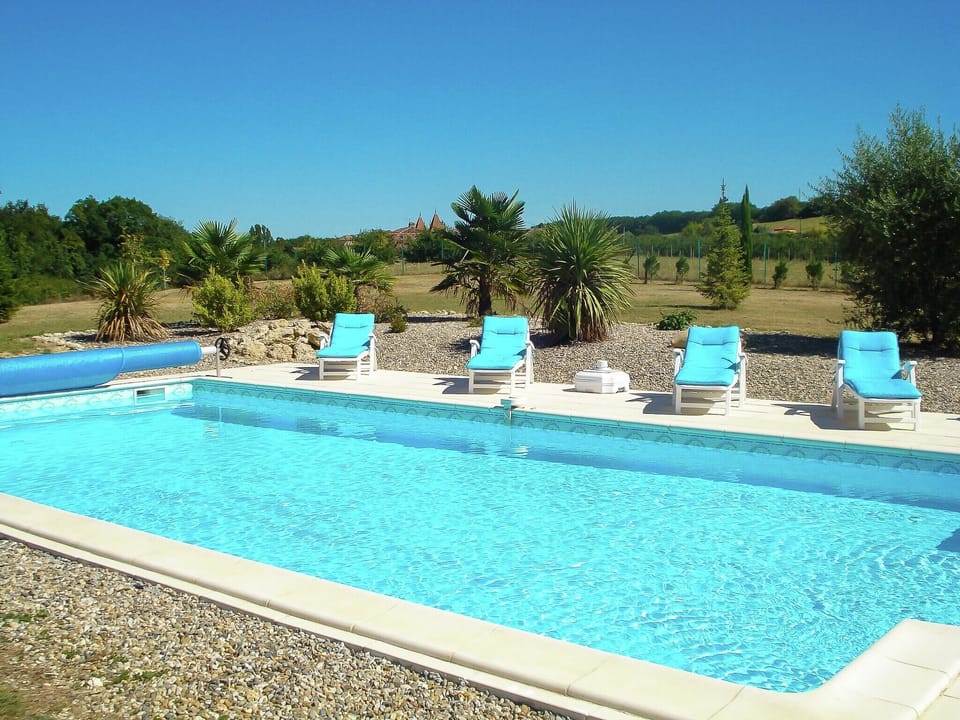 Holiday Home Swimming Pool