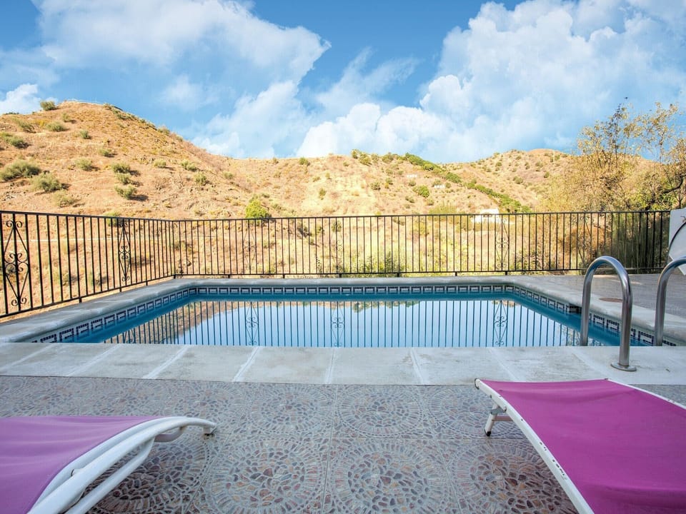 Holiday Home Swimming Pool