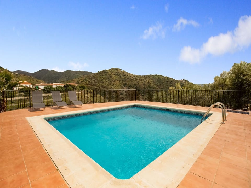 Holiday Home Swimming Pool