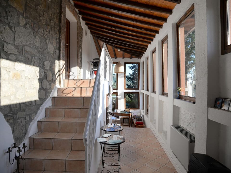 Entrance / Reception
