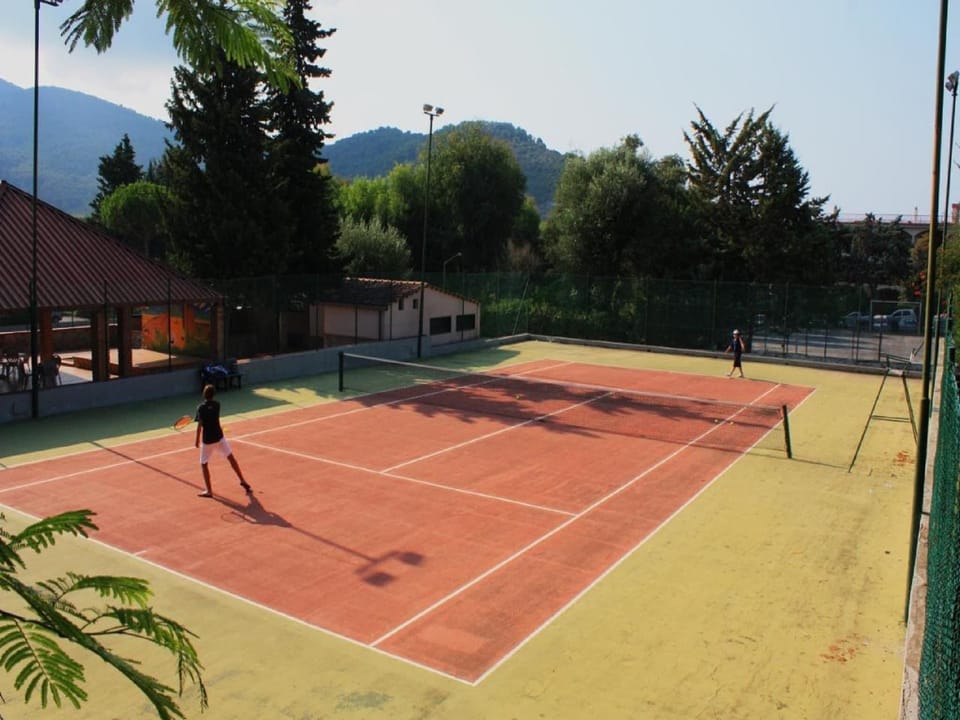 Holiday Park Facilities and Services 