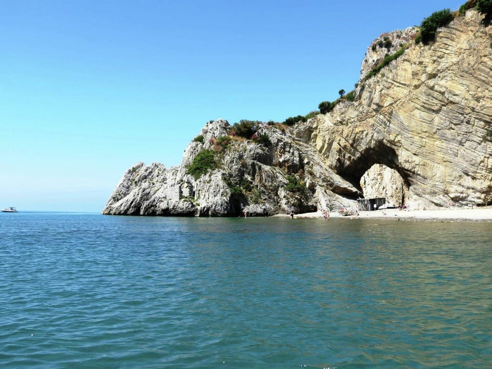 Surroundings [summer] (1-5 km)