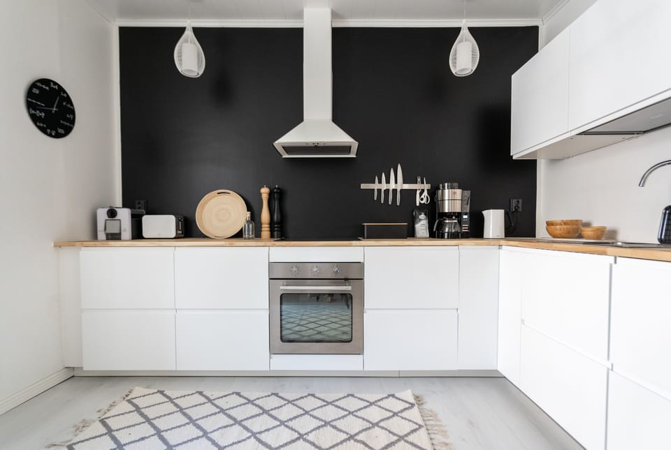 Apartment | Private kitchen | Fridge, oven, stovetop, cookware/dishes/utensils