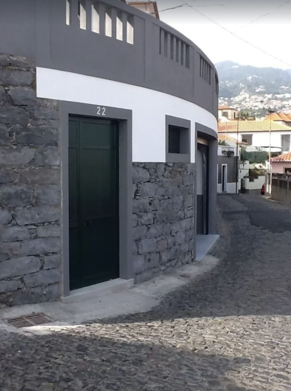 ENTTRADA DA CASA COM GARAGEM