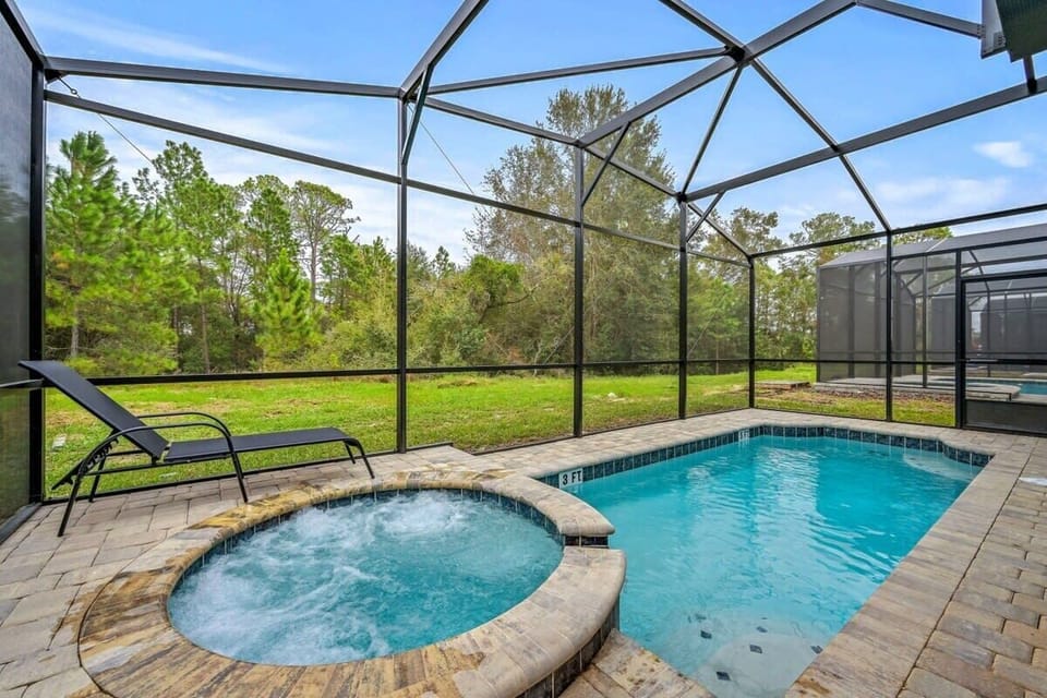 The private pool is enclosed & features sun loungers