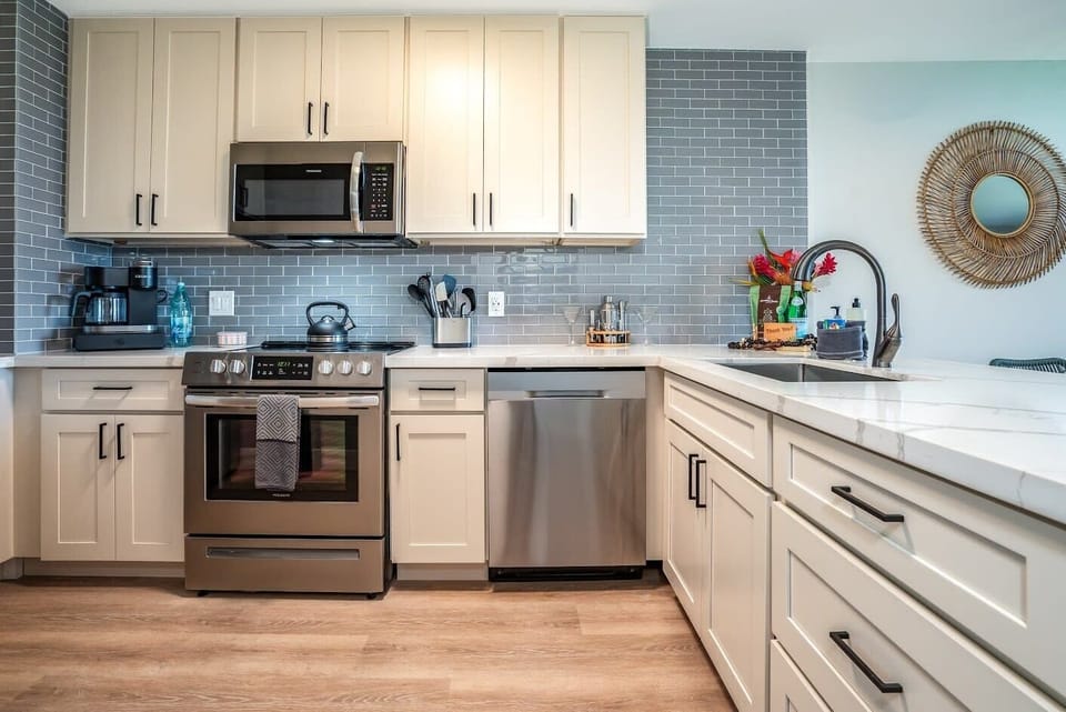 Fully Stocked Kitchen