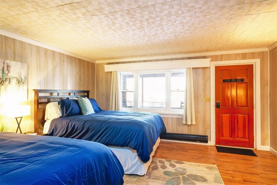 This room has lots of space